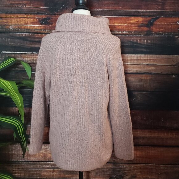 Relativity Sweater Cowl Turtleneck M Pink Soft Laced Shoulder Accents - Picture 4 of 10
